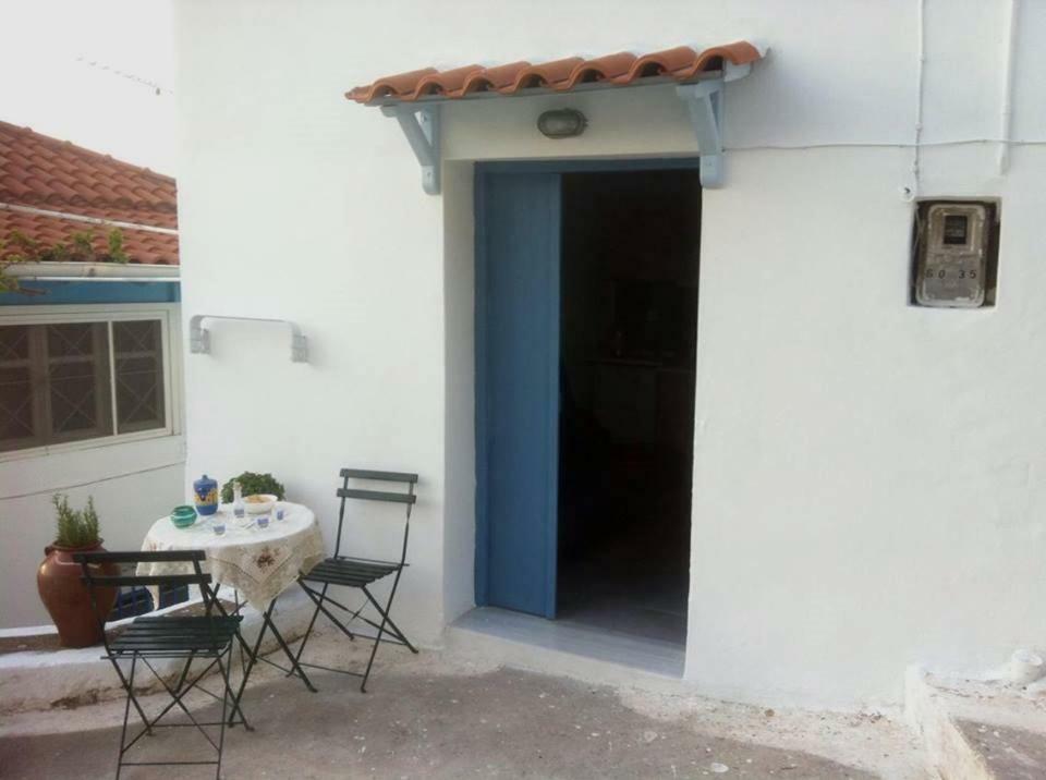 Ferienwohnung Theseus Poros Town Exterior foto