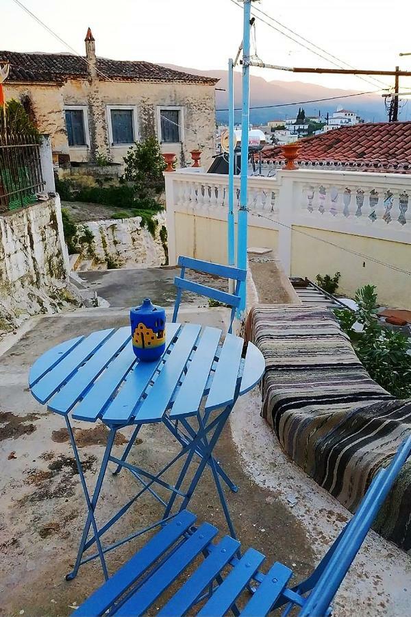 Ferienwohnung Theseus Poros Town Exterior foto